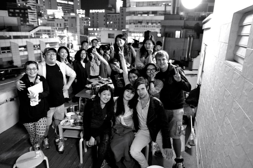 710 Guesthouse Yellow Busan Exteriör bild